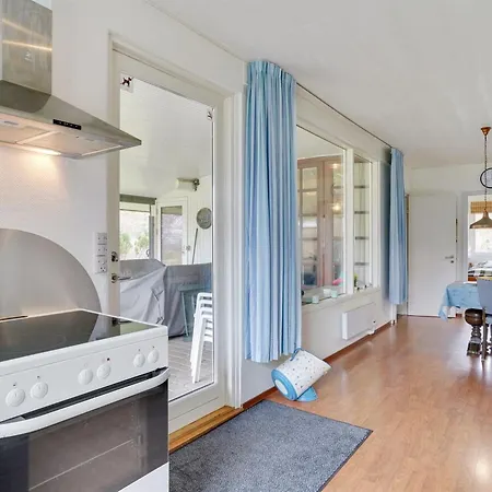 Simon - 225m From The Sea By Interhome Klint
